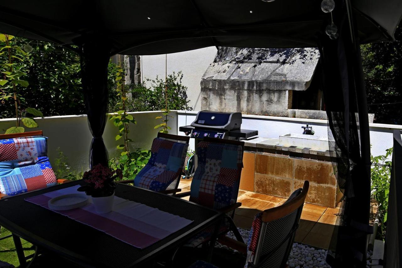 Ferienwohnung NiViGa Makarska Exterior foto