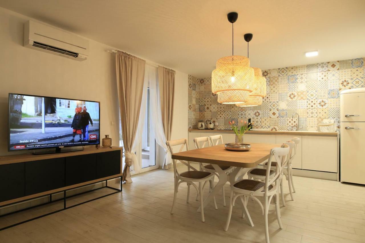 Ferienwohnung NiViGa Makarska Exterior foto