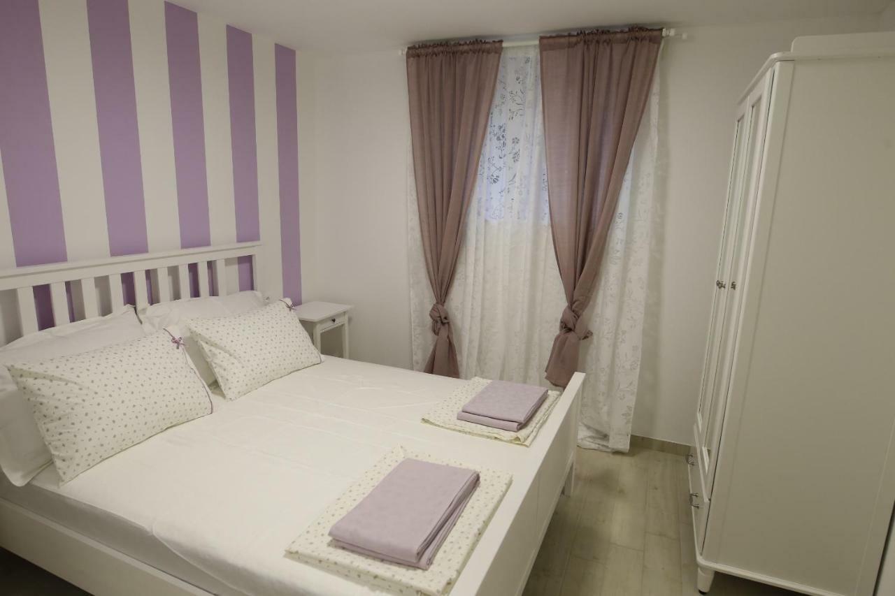 Ferienwohnung NiViGa Makarska Exterior foto