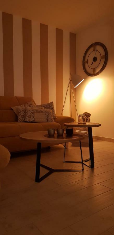 Ferienwohnung NiViGa Makarska Exterior foto